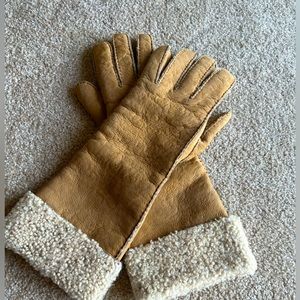 Gently used Real Leather Michael Kors gloves